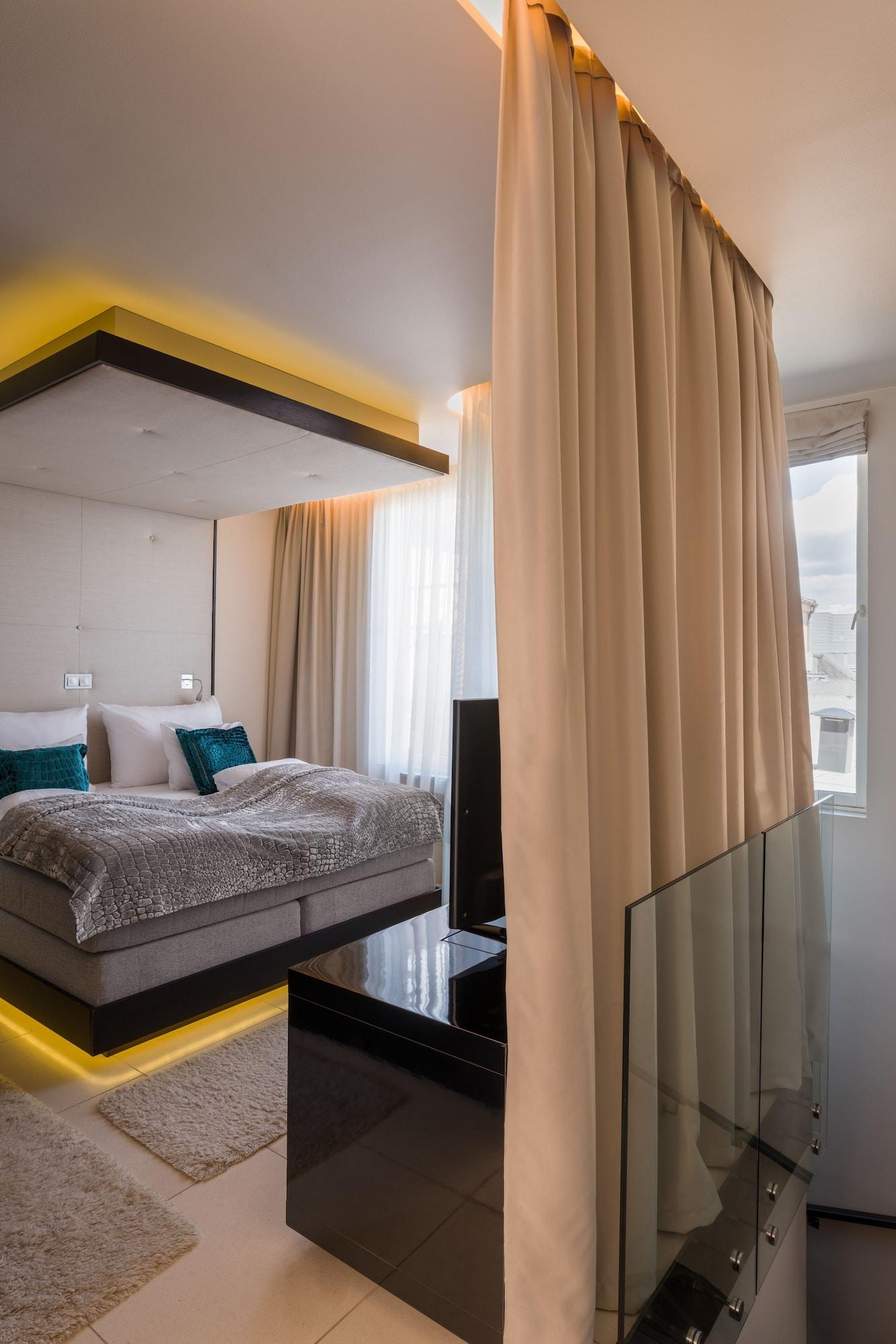Folketeateret Hotell 4*